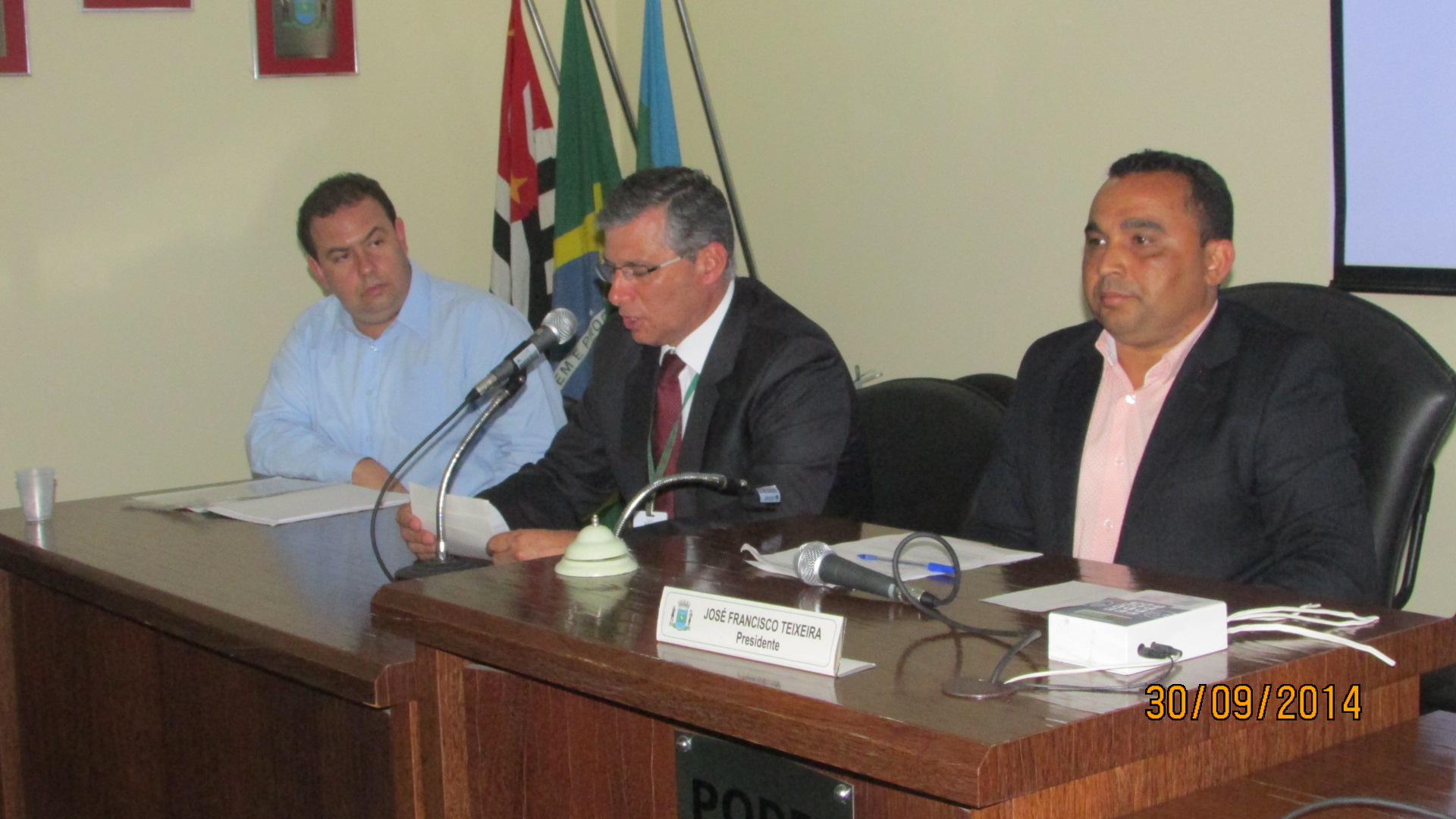 Secretário Walter Mateus, Prefeito Roberto Rocha e Presidente Zezinho